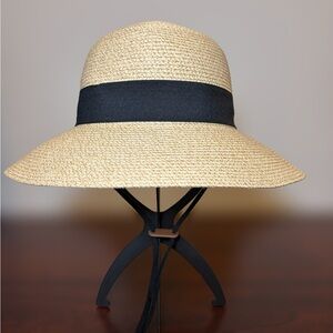 FURTALK Wide Brim Straw Sun Hat UPF 80+ Packable Travel Beach Hat M/L
